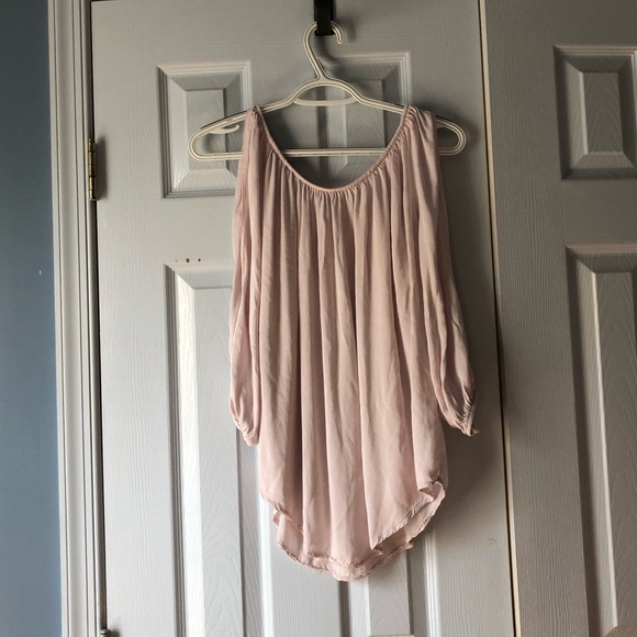 Open arm long sleeve top - Picture 1 of 7